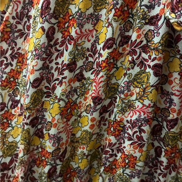 Old Navy Waist-Defined Flutter-Short Sleeve 
Pullover Floral Ruffle Sleeve Dress - Picture 11 of 14